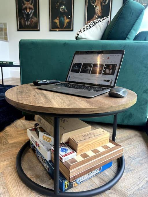 The Hideout - Caswell Bay Apartment *